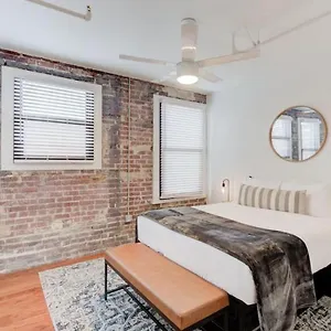 http://sophisticated-apartment-downtown.memphishotelsnow.com