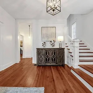 http://historic-home-located-in-the-heart-of-midtown.memphishotelsnow.com
