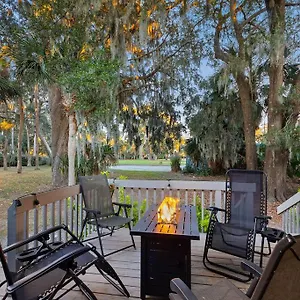 https://updated-luxury-pd-villa-golf-view-steps-to-pool-beach.top-hotels-in-savannah.com